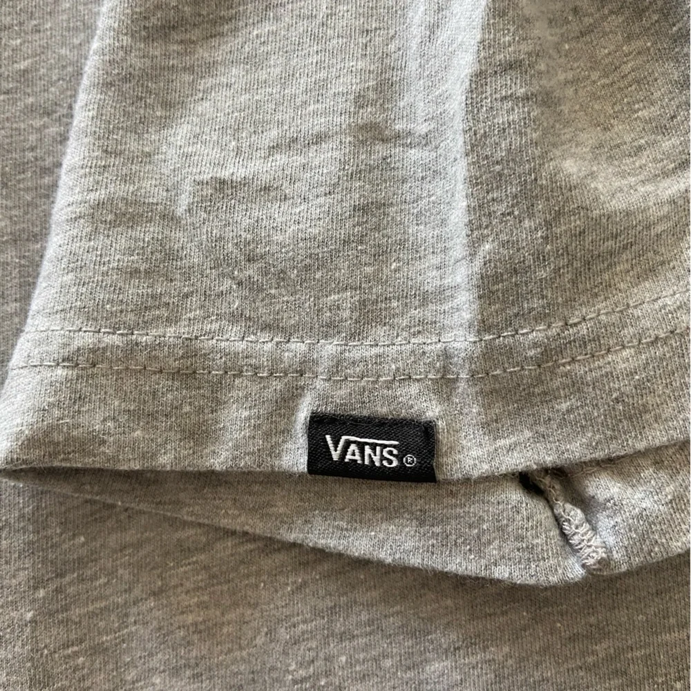 Vans Classic Fit Youth Gray T-shirt Size L ( 12-14 )